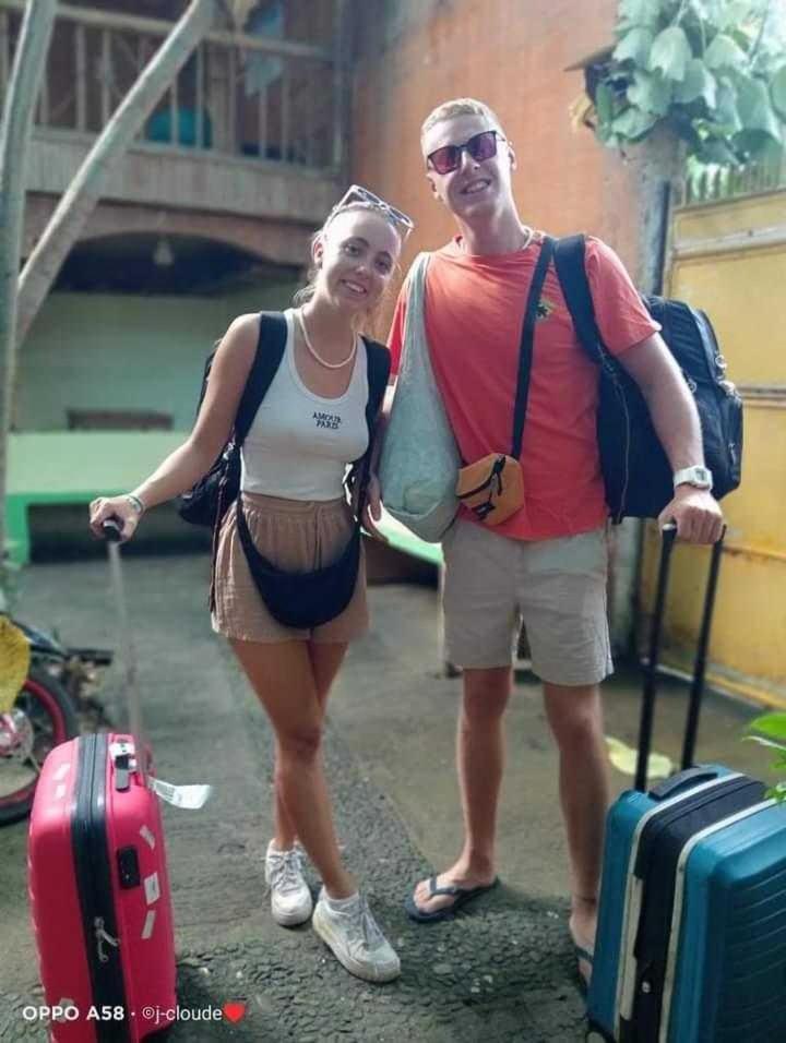 Bambooze Hauz Hotel Balabag  Buitenkant foto