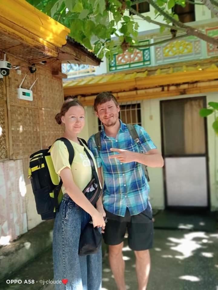 Bambooze Hauz Hotel Balabag  Buitenkant foto