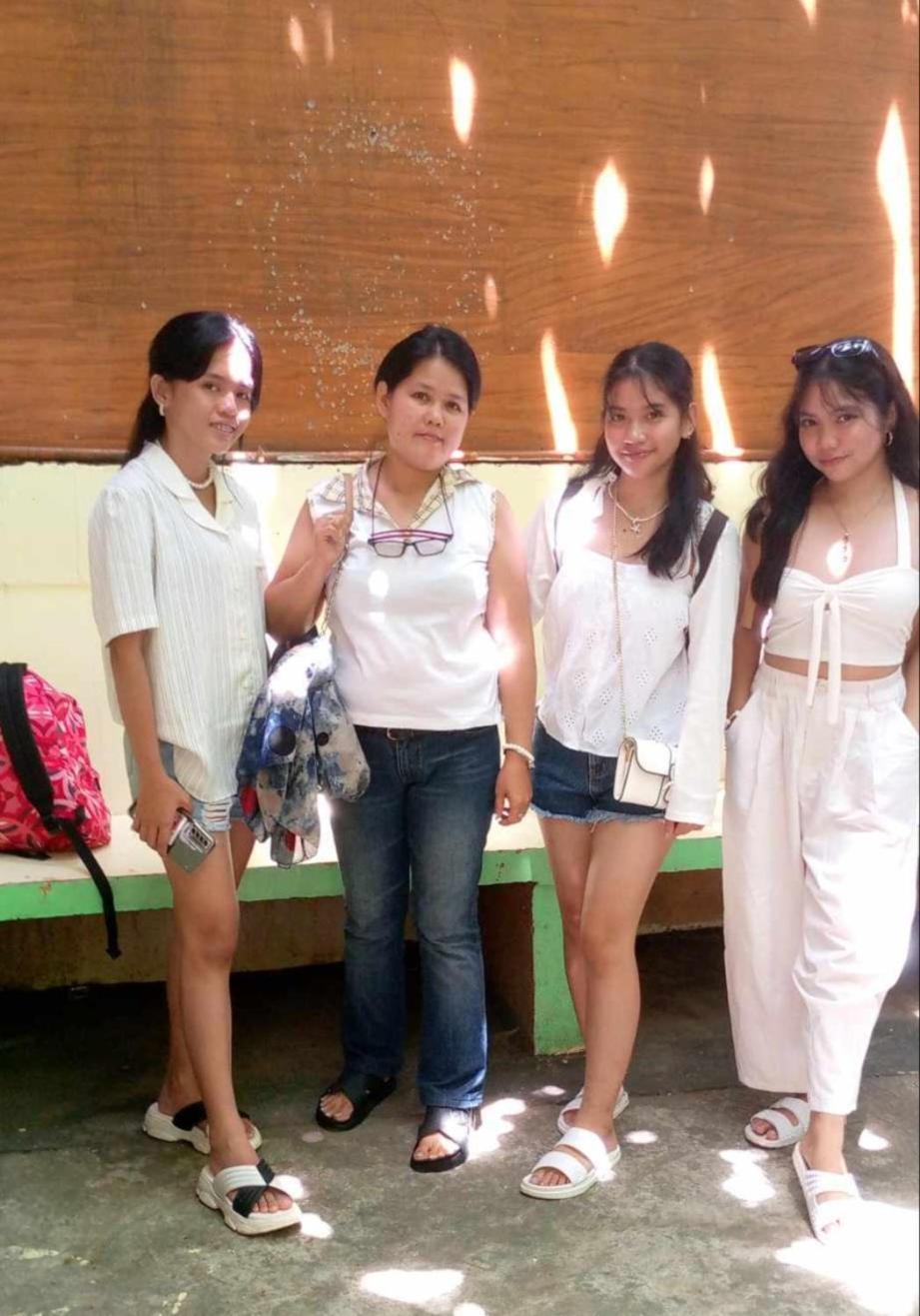 Bambooze Hauz Hotel Balabag  Buitenkant foto